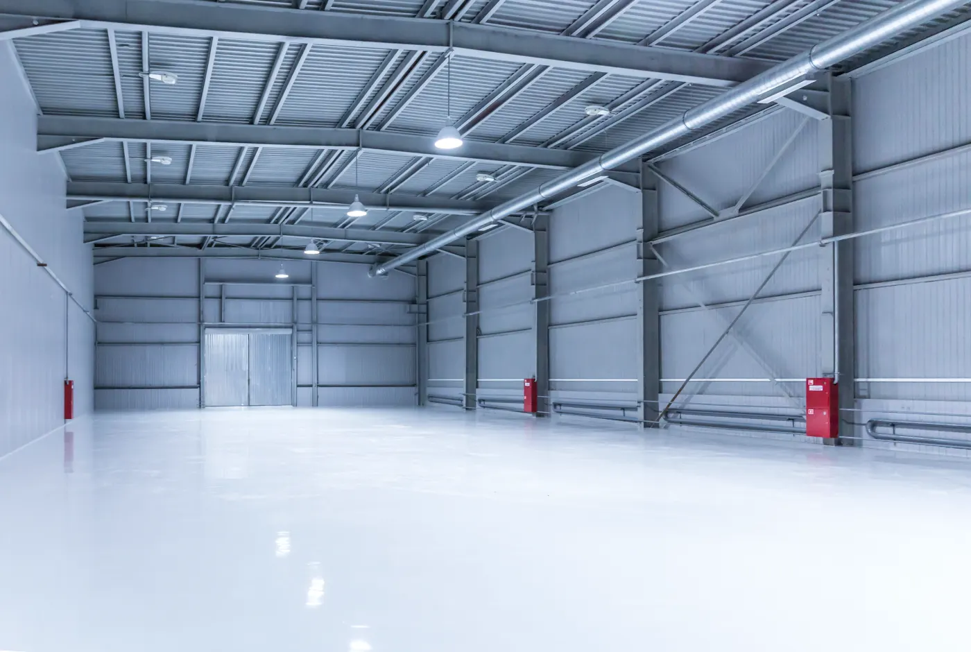 Service hangar · interior